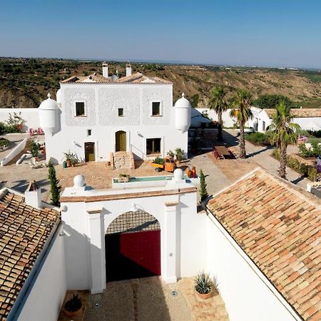 פיסטיצ'י Torre Fiore Hotel Masseria מראה חיצוני תמונה