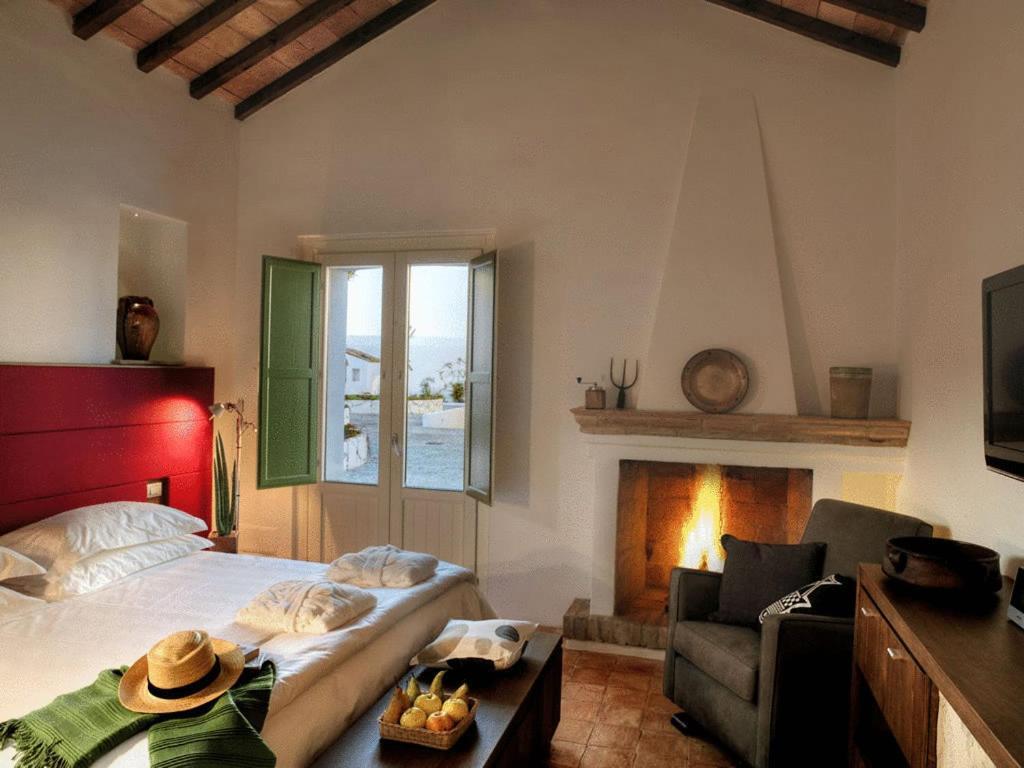 פיסטיצ'י Torre Fiore Hotel Masseria מראה חיצוני תמונה
