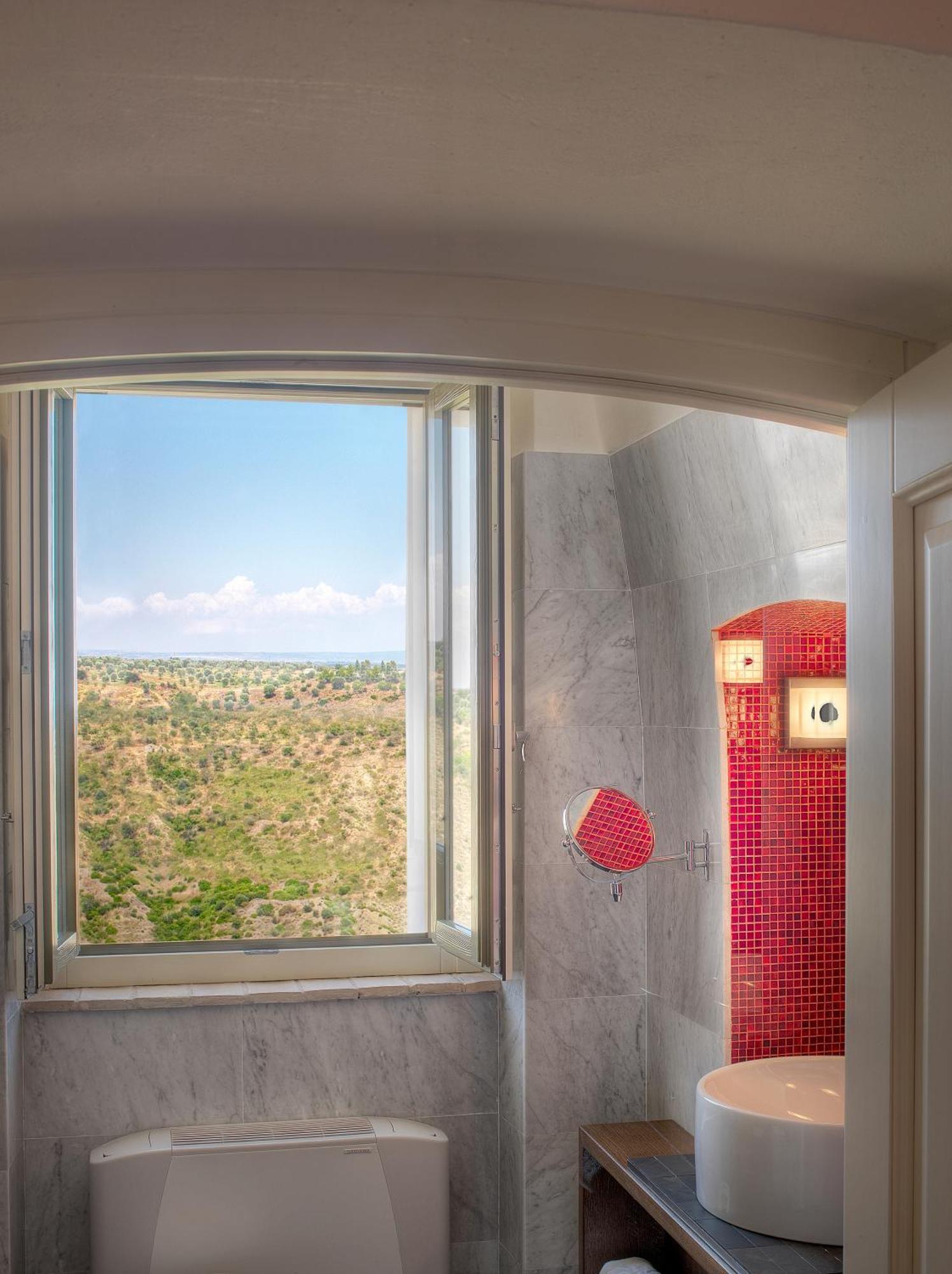 פיסטיצ'י Torre Fiore Hotel Masseria מראה חיצוני תמונה