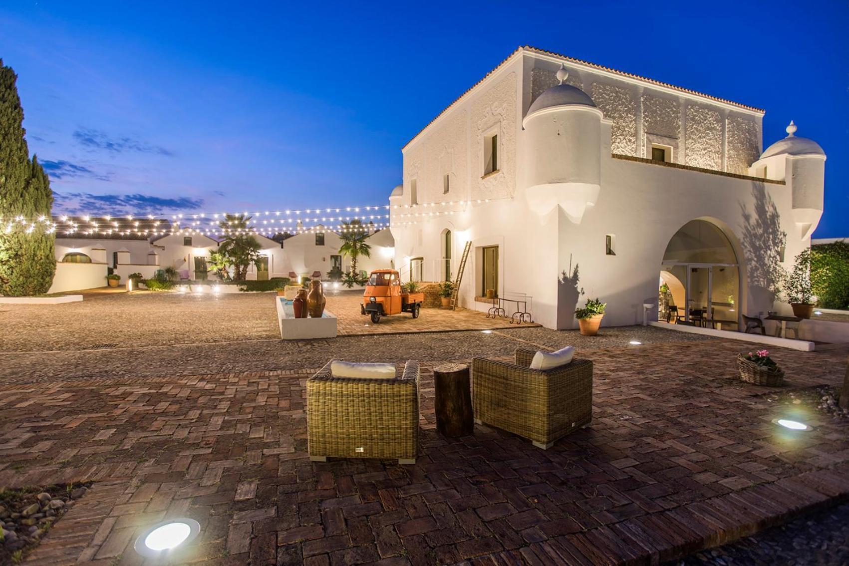 פיסטיצ'י Torre Fiore Hotel Masseria מראה חיצוני תמונה